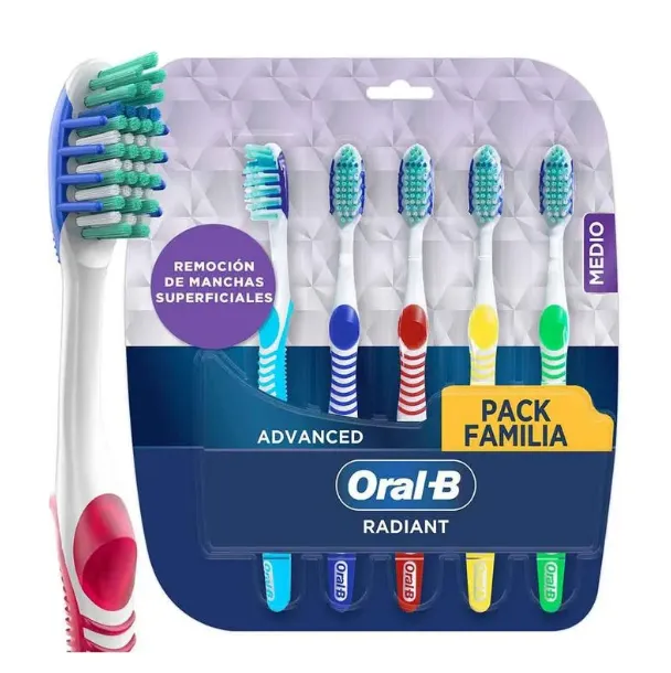 CEPILLO DENTAL 3D PAQUETE CON  5 PIEZAS ORAL B